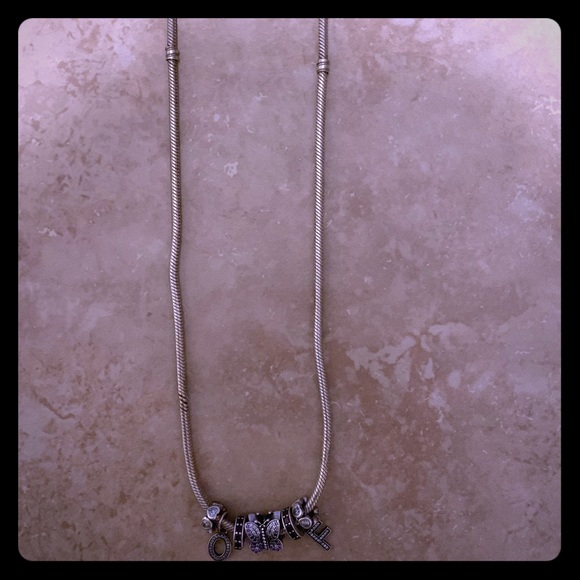 Pandora necklace with 7 charms - Picture 1 of 1